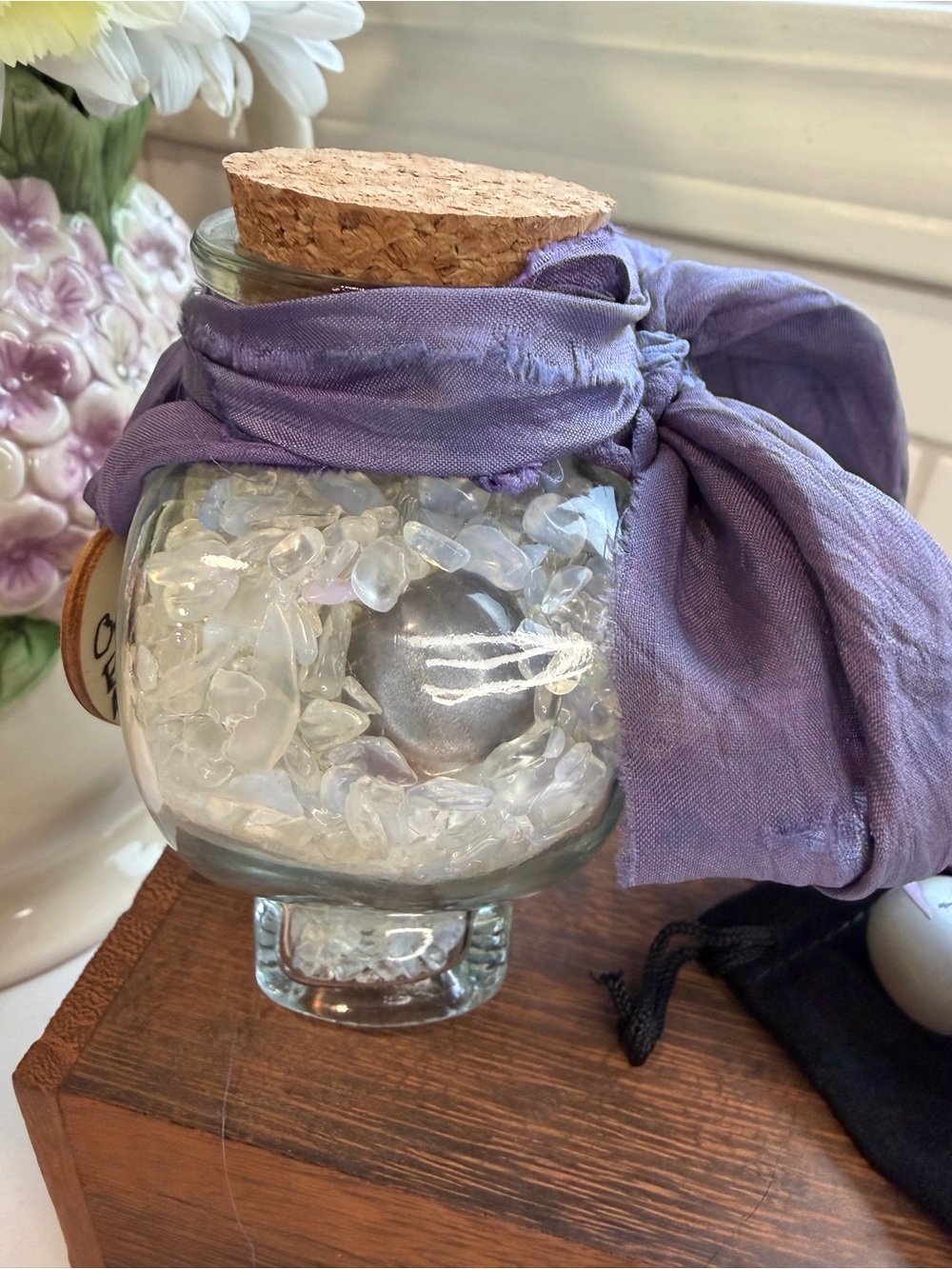 BEYOND THE HORIZON • Opalite & Black Moonstone Intention Jar - Picture 2 of 7
